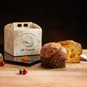 Panettone all'albicocca Exentia nel pack dedicato al dialetto bergamasco: Ol Panetù.