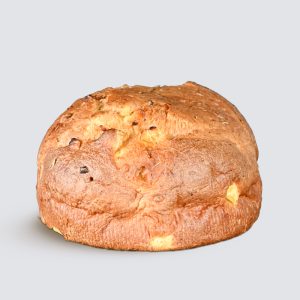 Panettone salato con patate e rosmarino